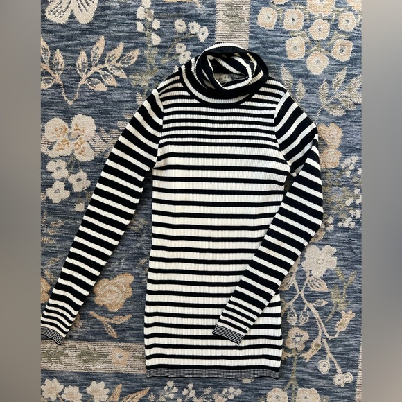 Sandro Paris Turtleneck Sweater - Picture 1 of 5
